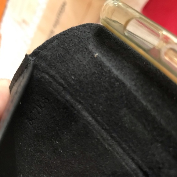 Louis Vuitton authentic monogram graphite 7Plus iPhone folio case - Picture 5 of 15